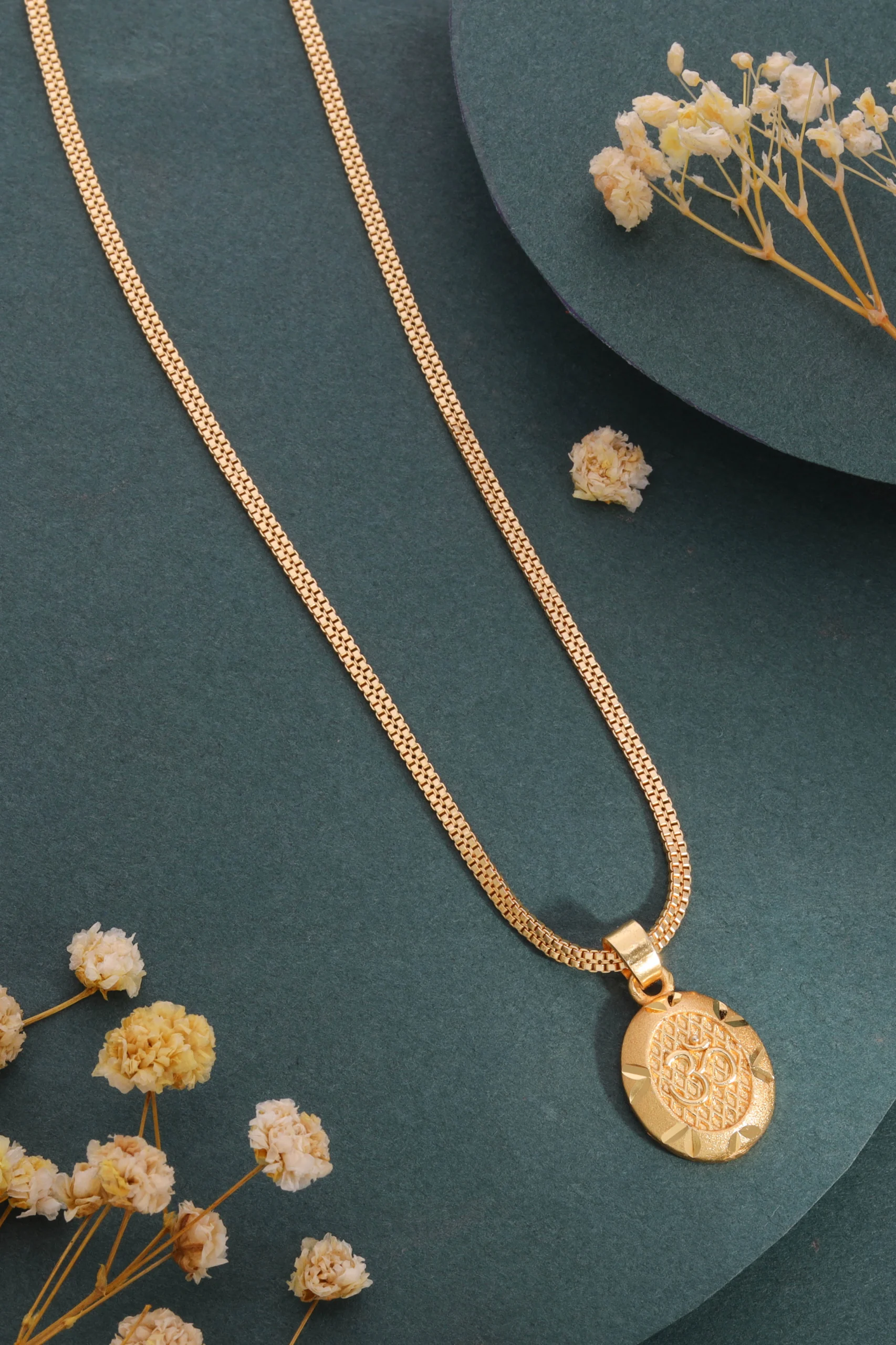 Premium Designer Pendant - Image 4