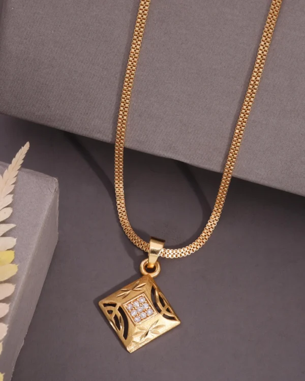 Timeless Gold Chain Pendant