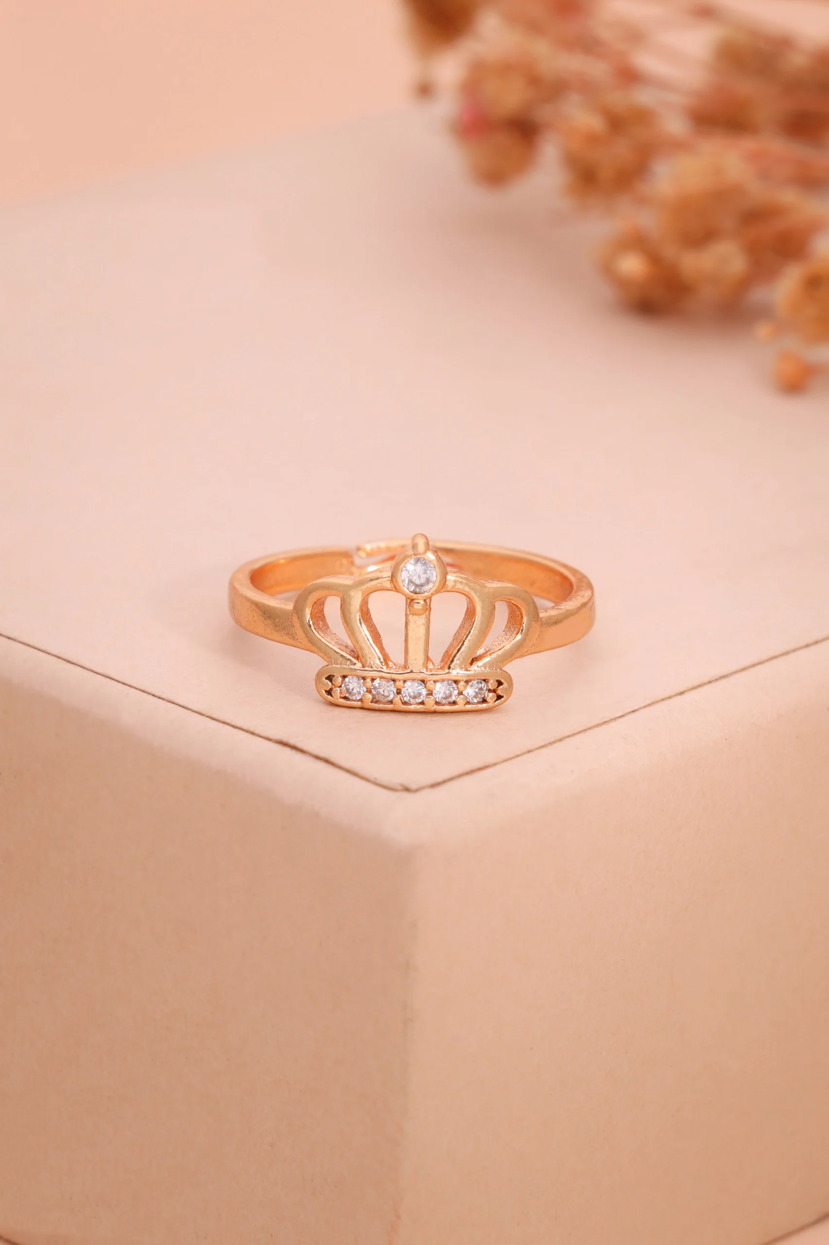 Regal Rose Gold Ring - Image 2
