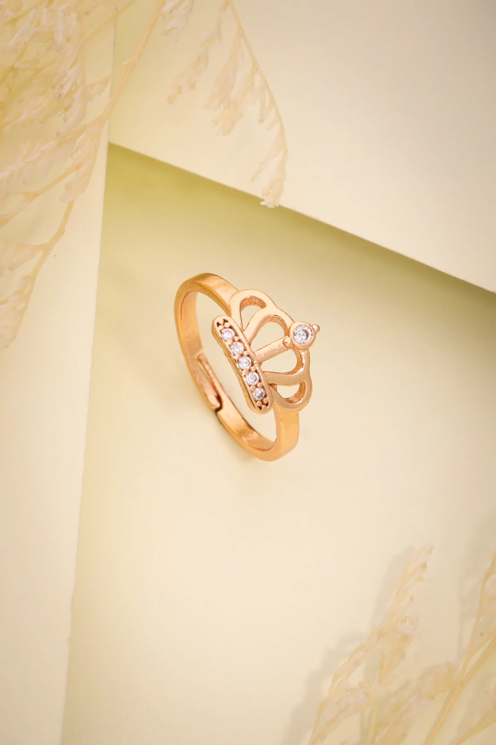 Regal Rose Gold Ring - Image 3