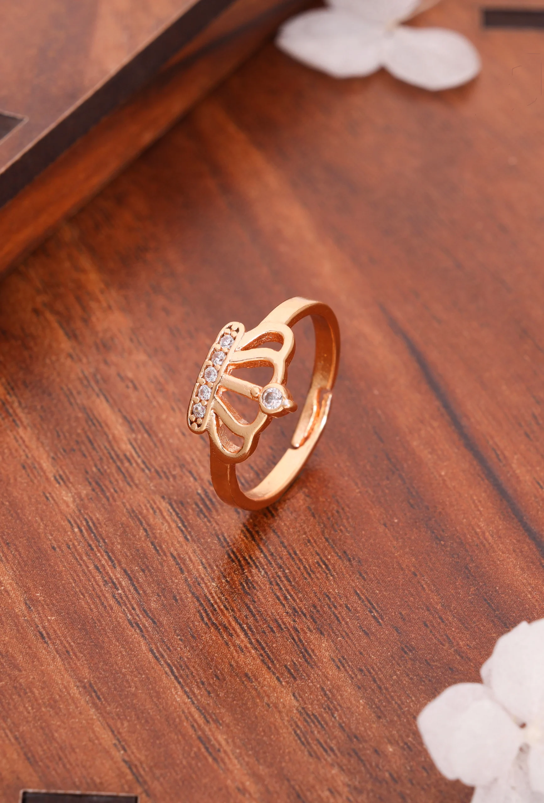 Regal Rose Gold Ring - Image 5