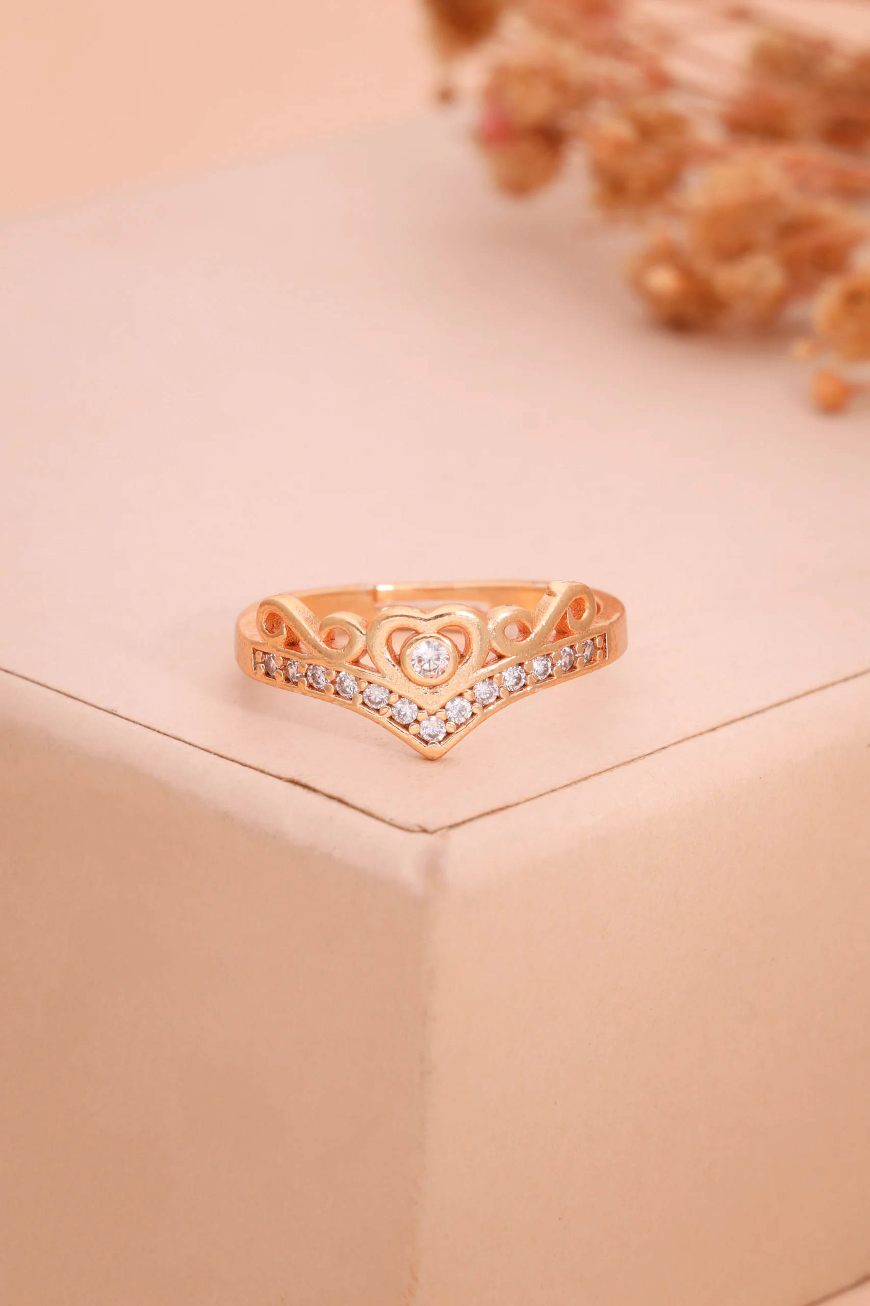 Luxe Rose Gold Ring - Image 3