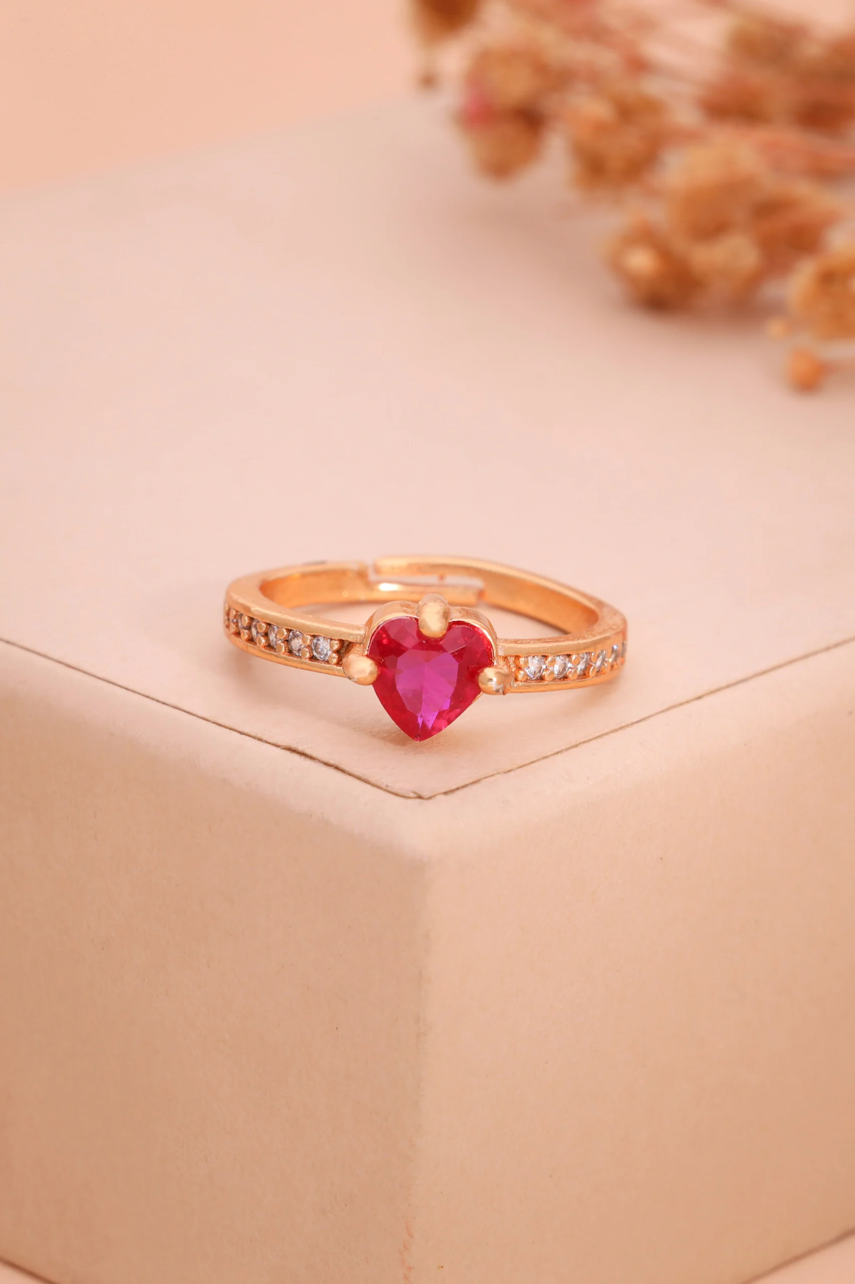 Classic Rose Gold Ring - Image 3