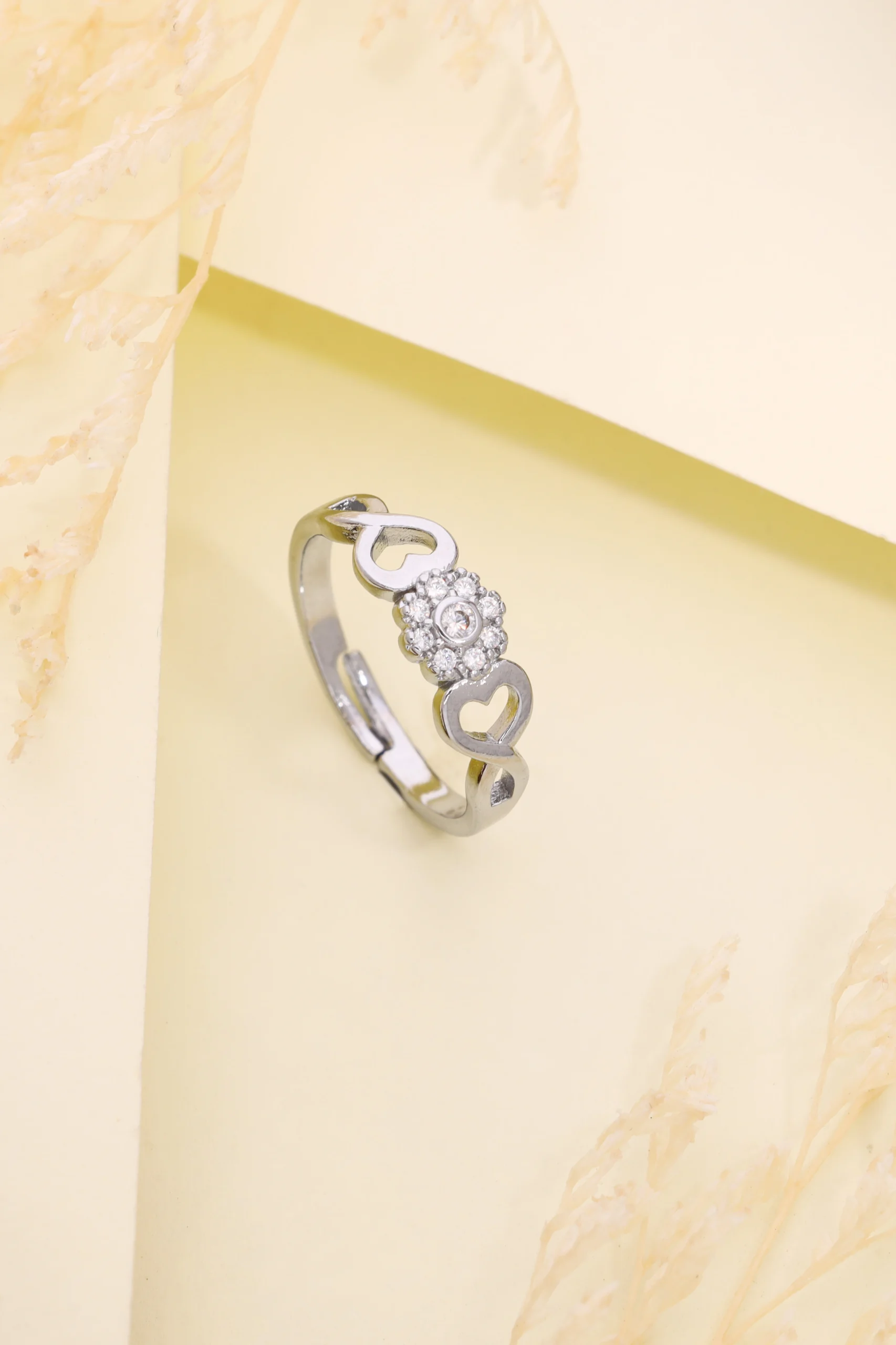 Contemporary Silver Ring - Image 4