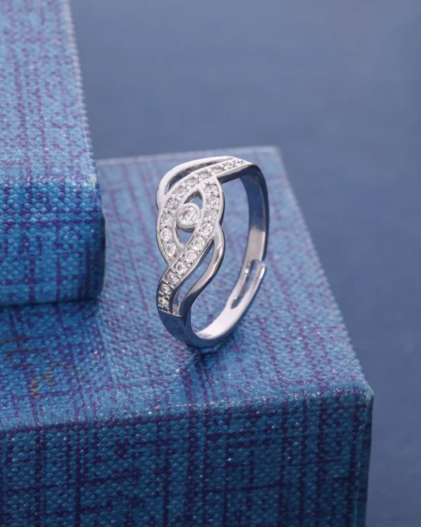 Elegant Designer Silver Ring