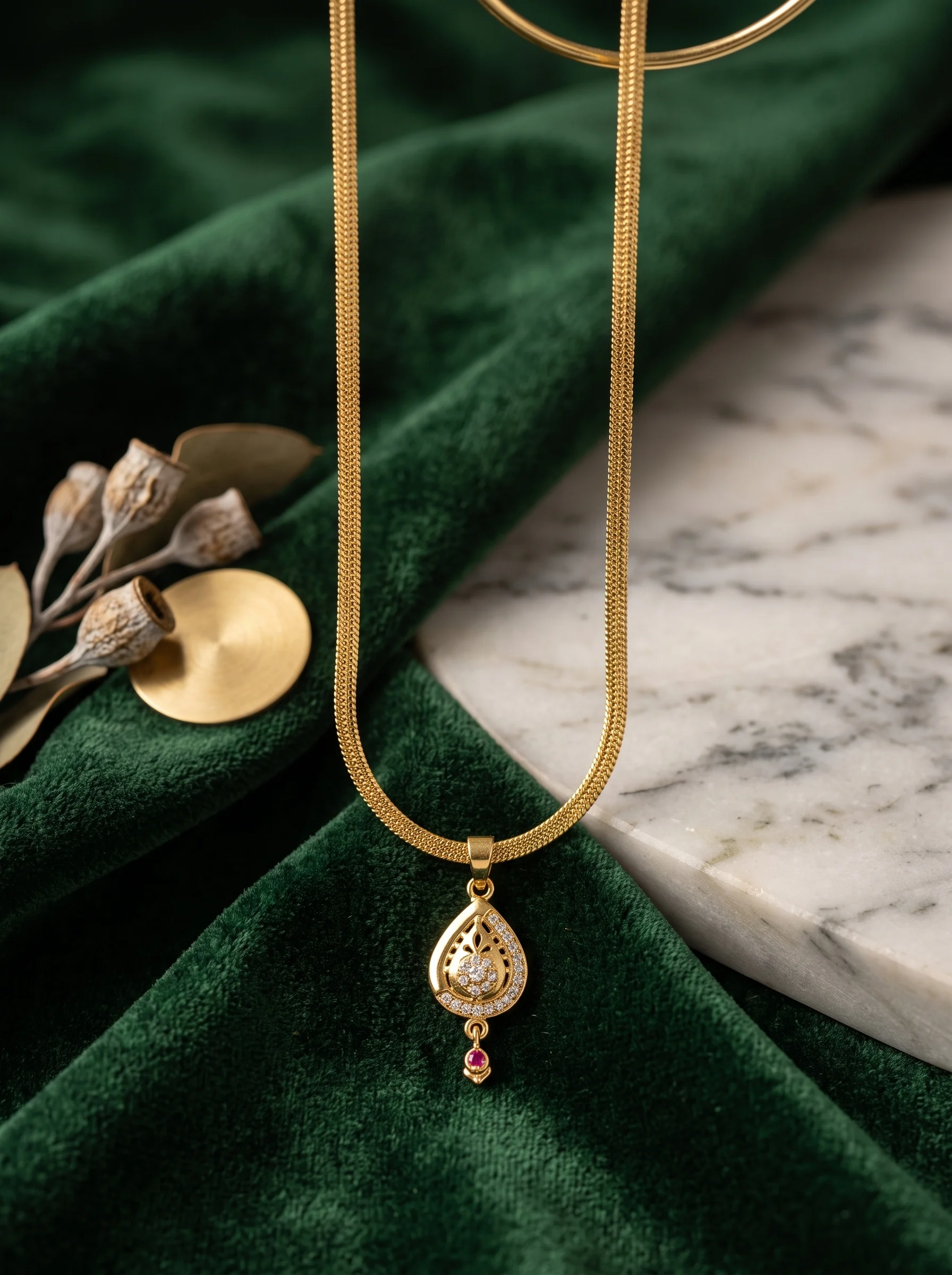 Gold Finish Teardrop Pendant Chain