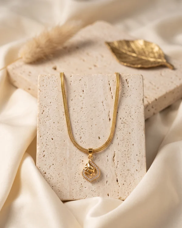 Fine Gold Pendant Necklace