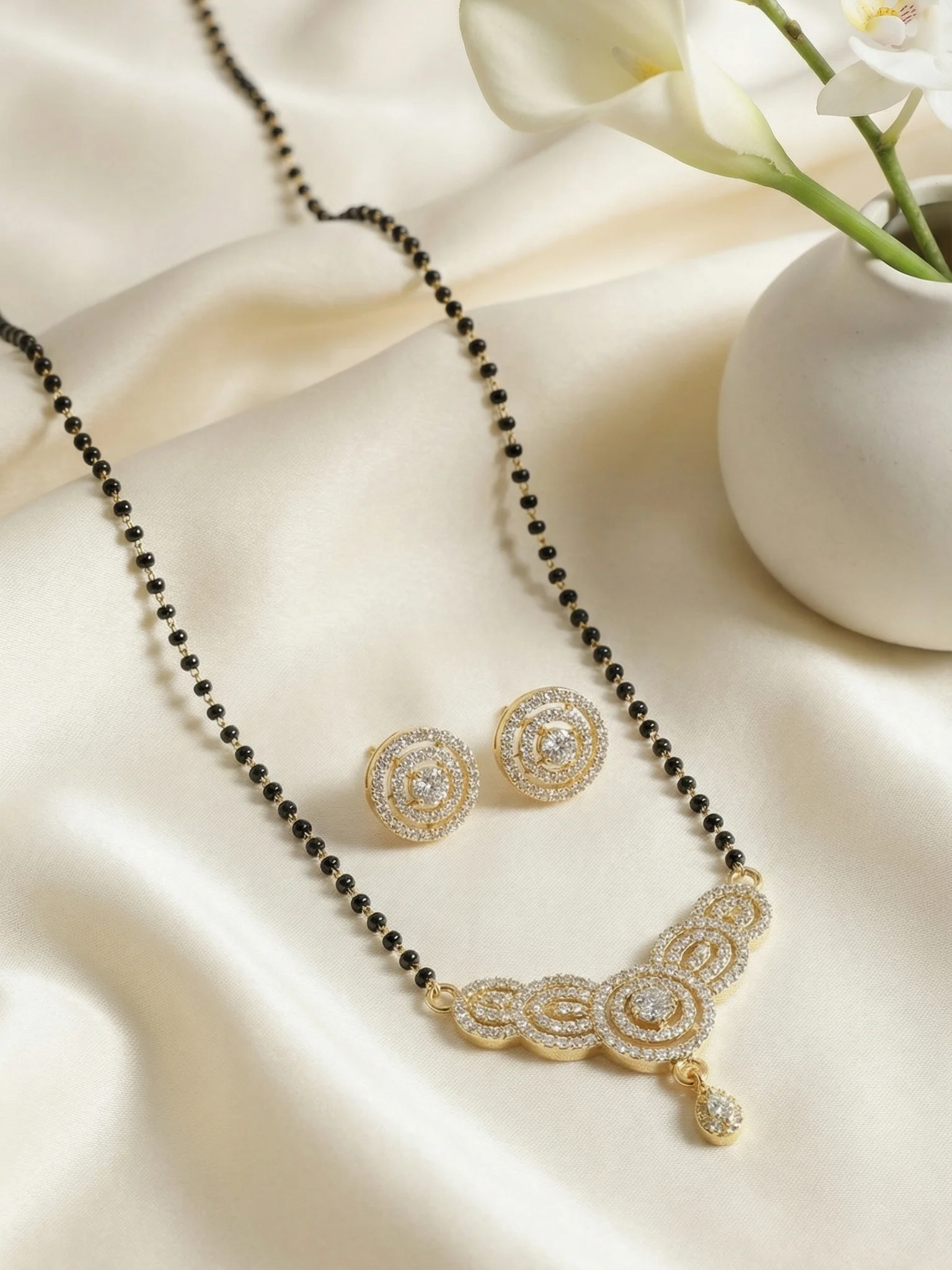 Modern Single Bead Mangalsutra - Image 3