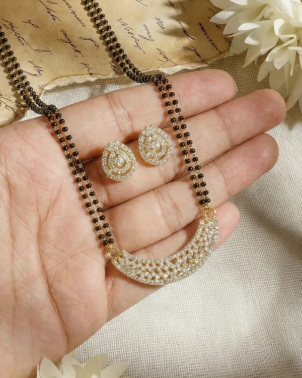 Elegant Floral Gold Mangalsutra Set