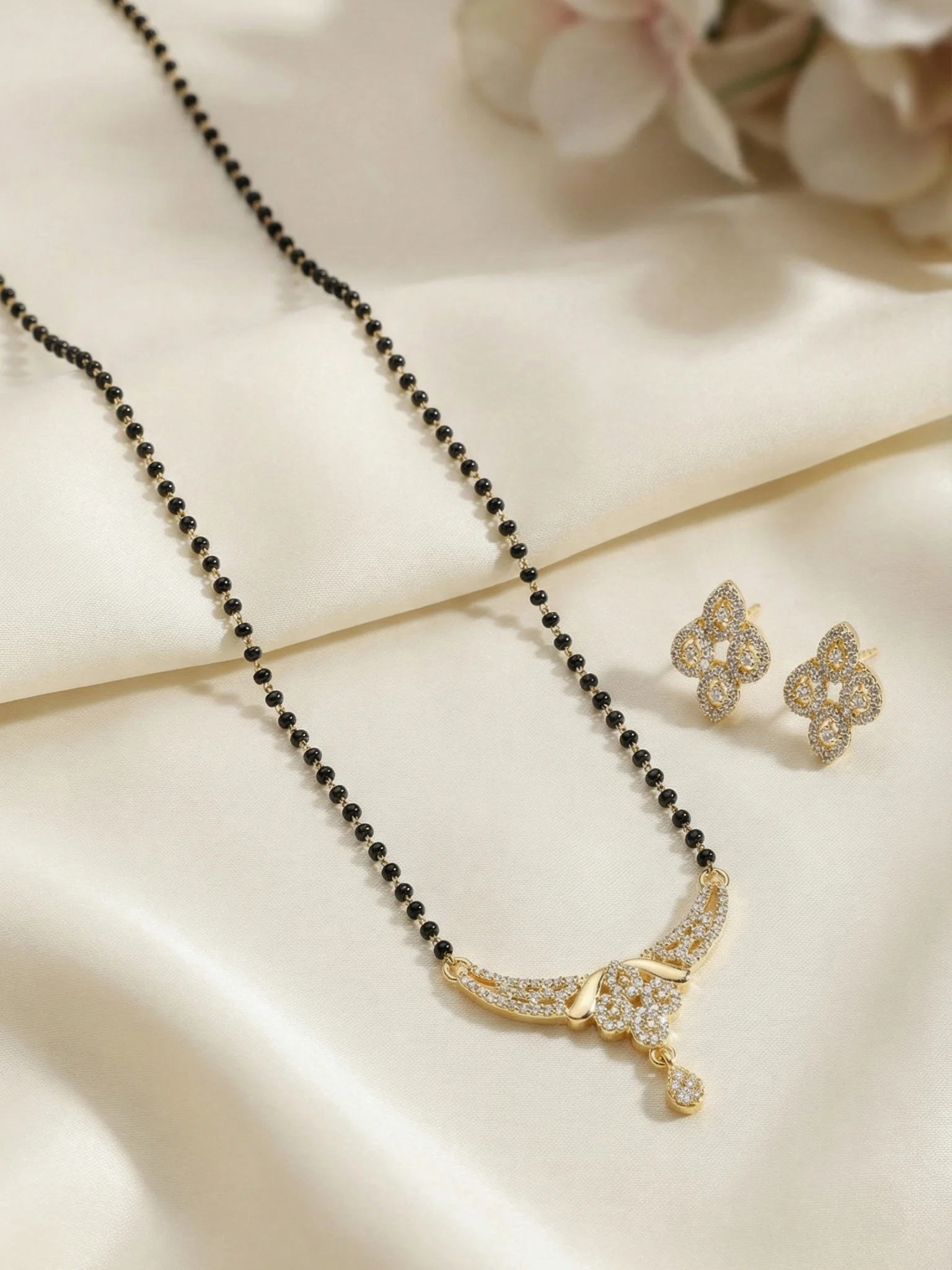 Designer Single Bead Mangalsutra - Image 4