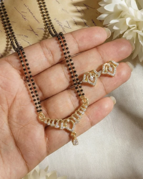 Floral Gold Mangalsutra