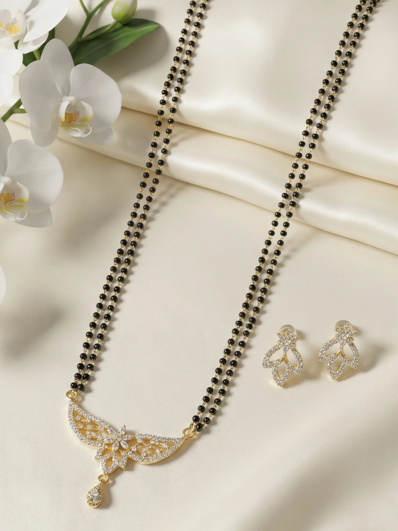 Classic Gold Mangalsutra - Image 2