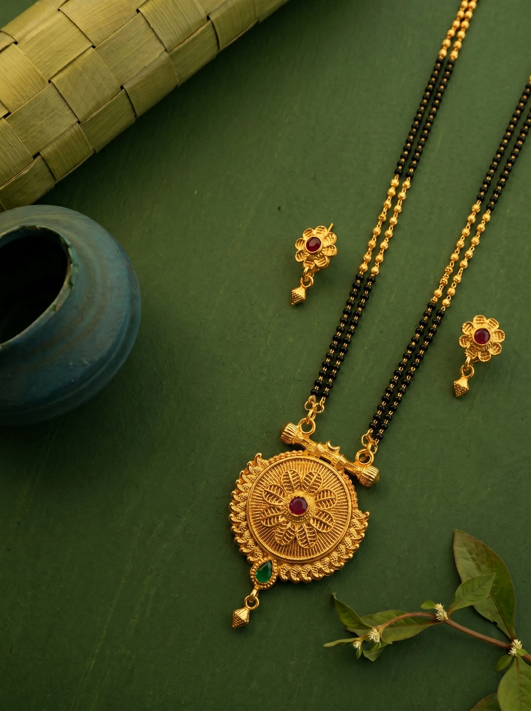 Royal Floral Gold-Plated Mangalsutra Set - Image 7