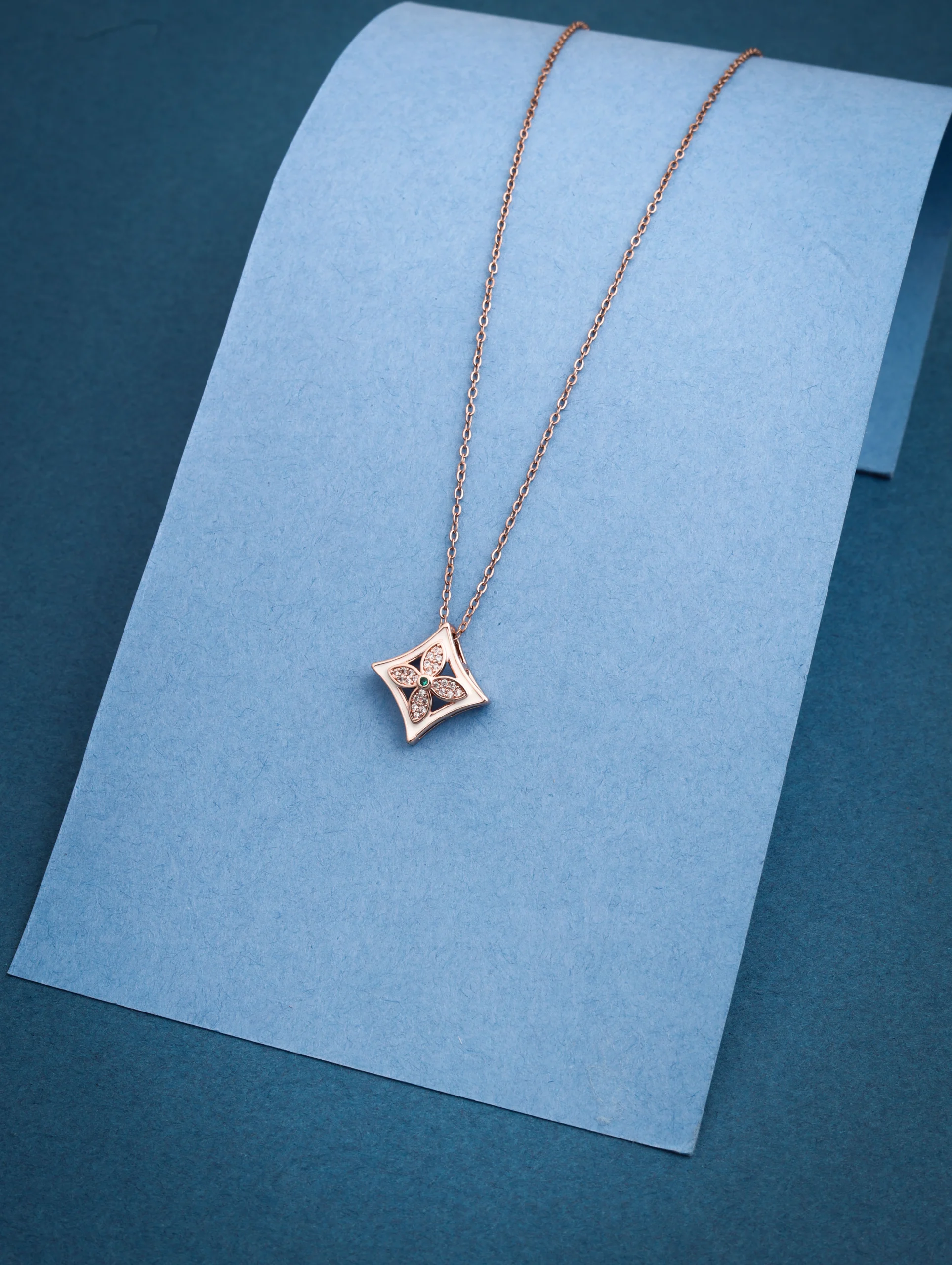 Rose Gold Luxury Chain Necklace - Image 2