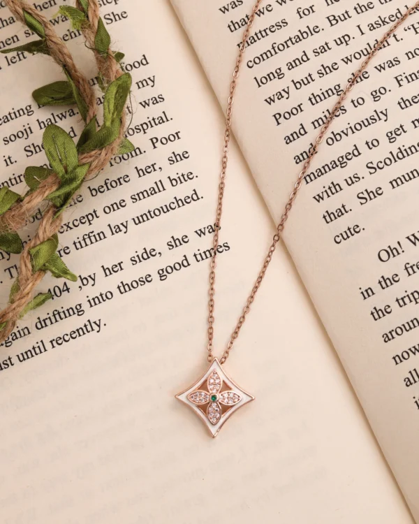 Rose Gold Luxury Chain Necklace