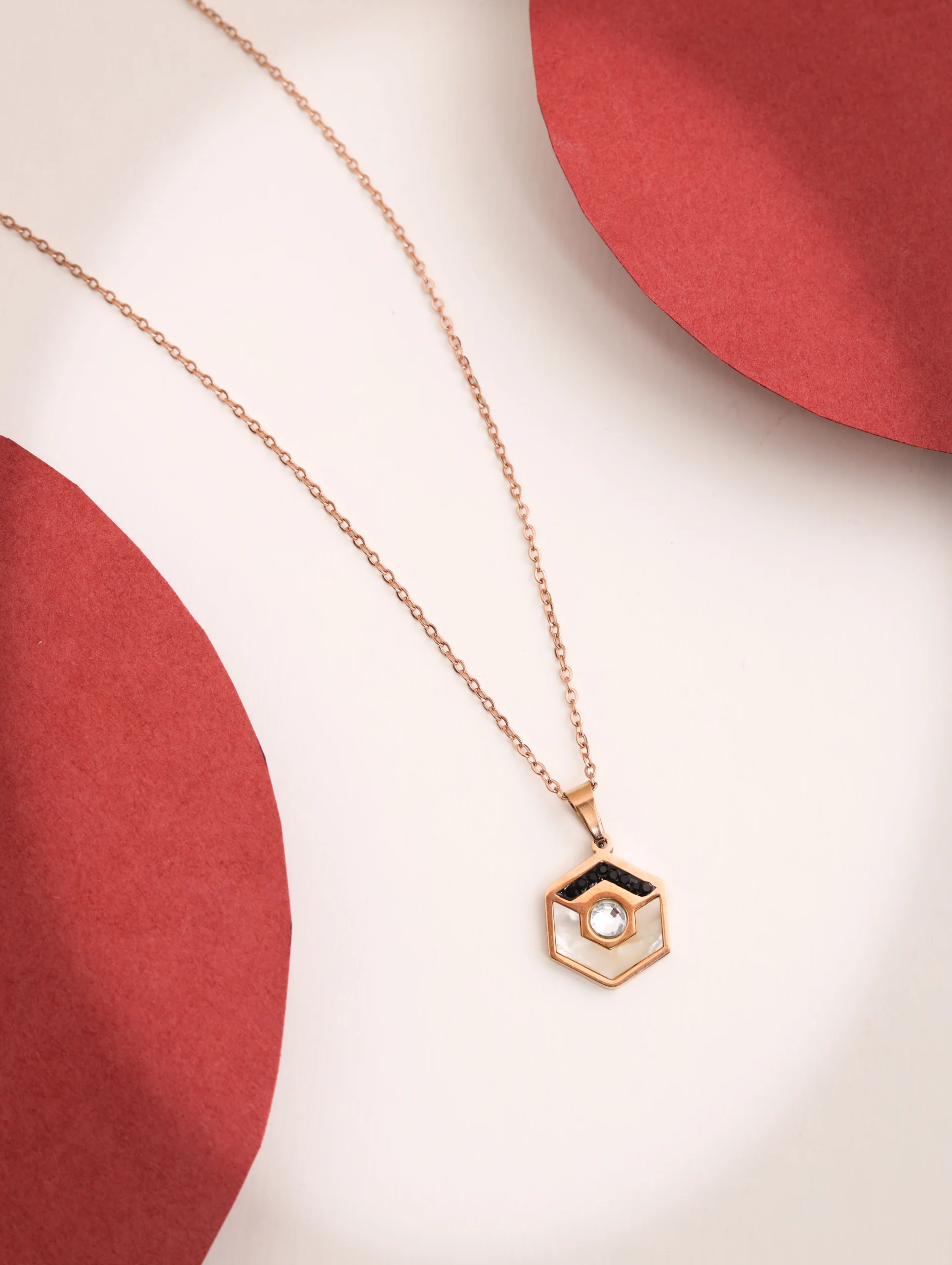 Rose Gold Fashion Necklace