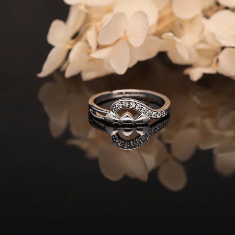Silver Swirl Heart Crystal Ring - Image 6