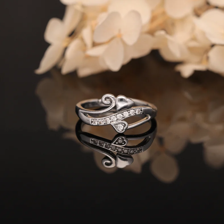 Silver Leaf Swirl Crystal Ring - Image 4