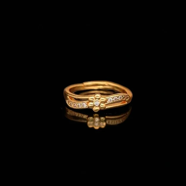 Crystal Flower Gold Ring - Image 5