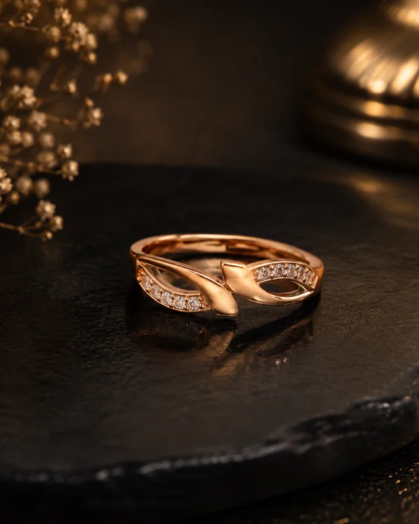 Rose Leaf Spark Ring