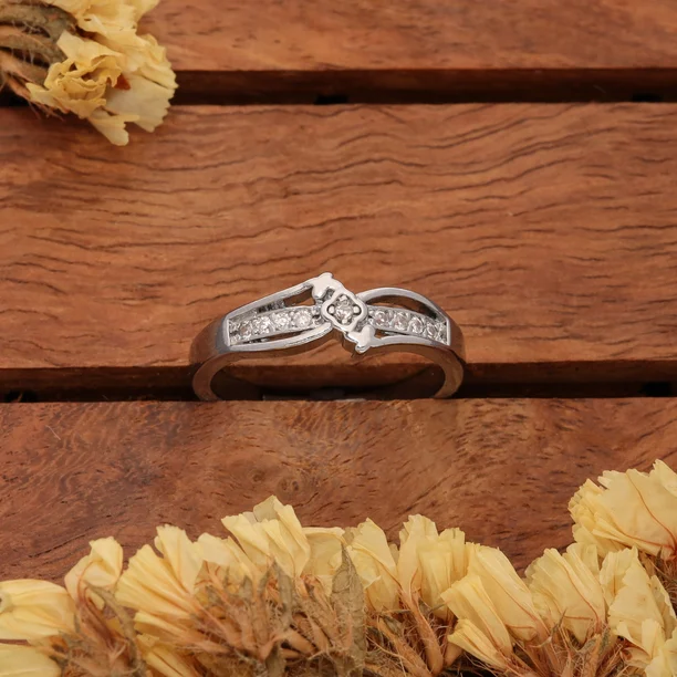 Silver Leaf Embrace Ring - Image 2