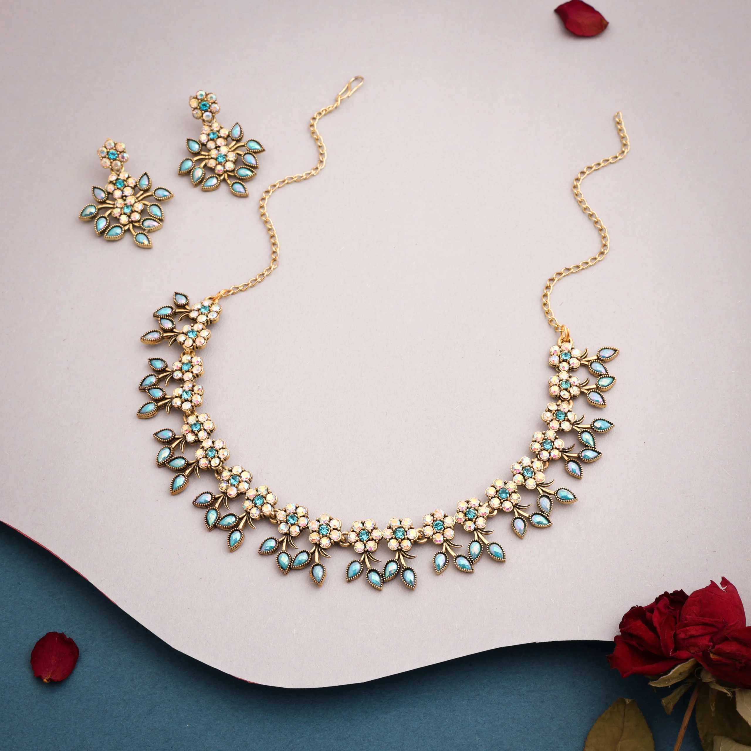 Mint Pearl Floral Necklace Set