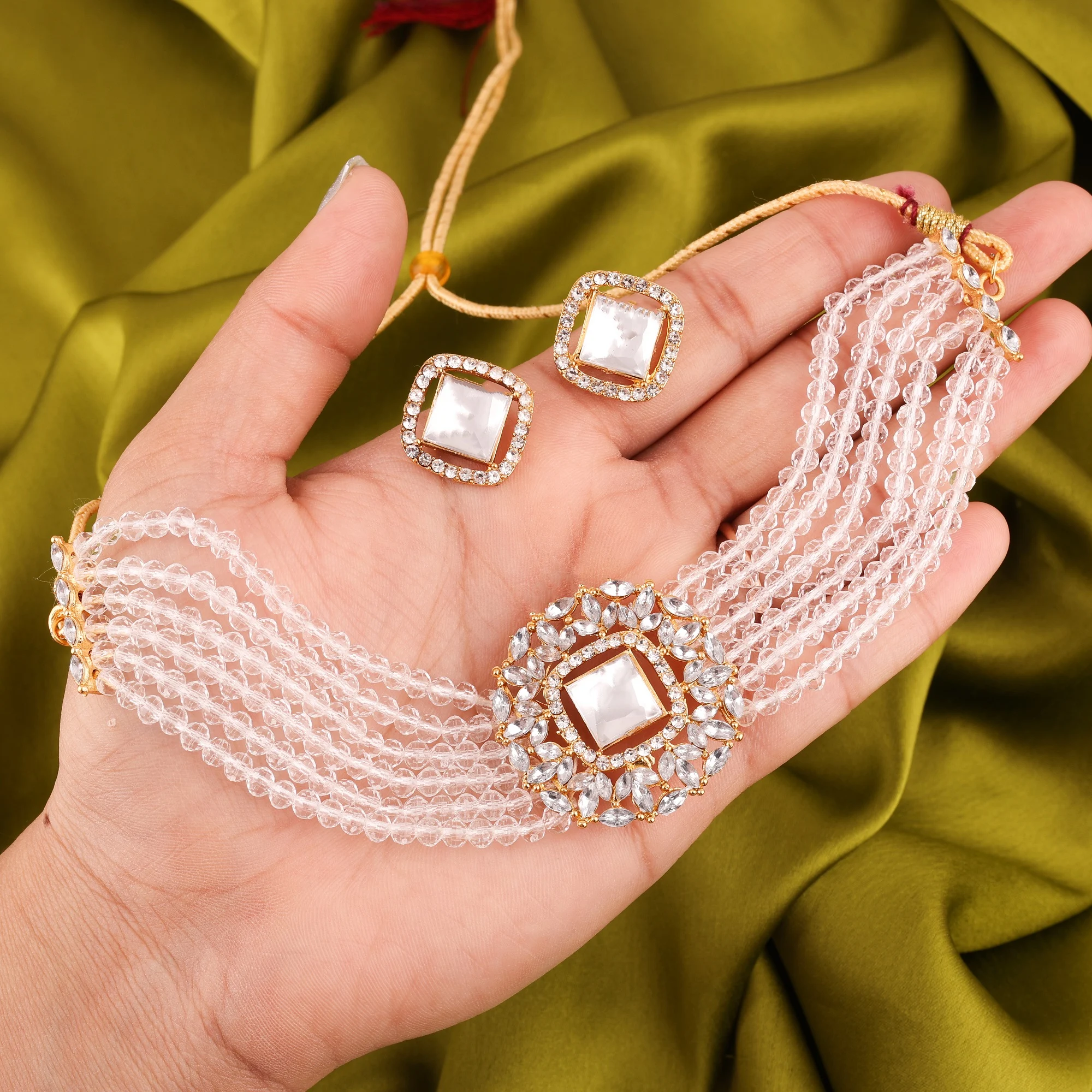 White Beaded Kundan Choker Set - Image 5