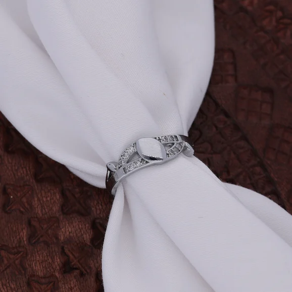 Silver Oval Crossover Ring - Image 3