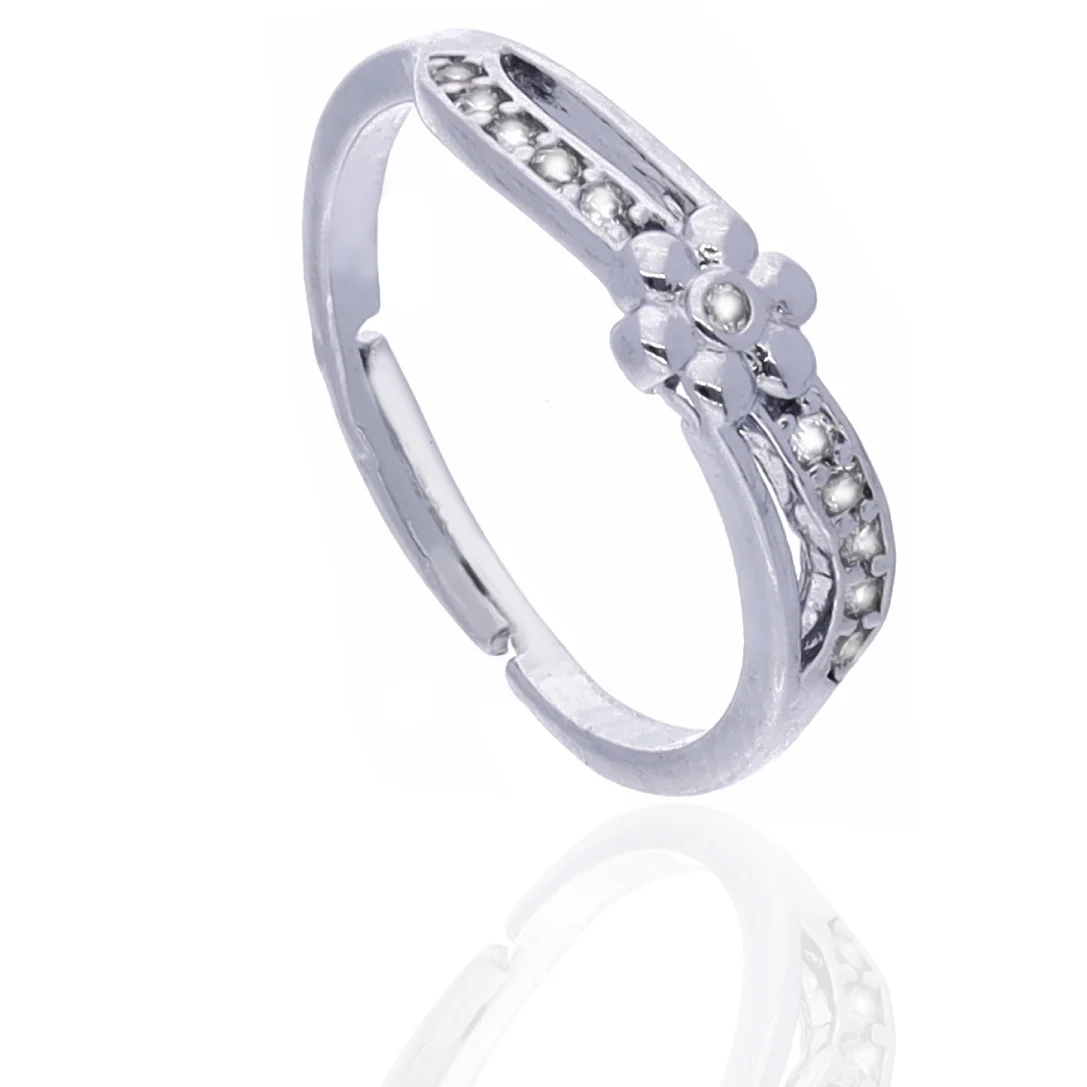 Silver Floral Band Ring - Image 3
