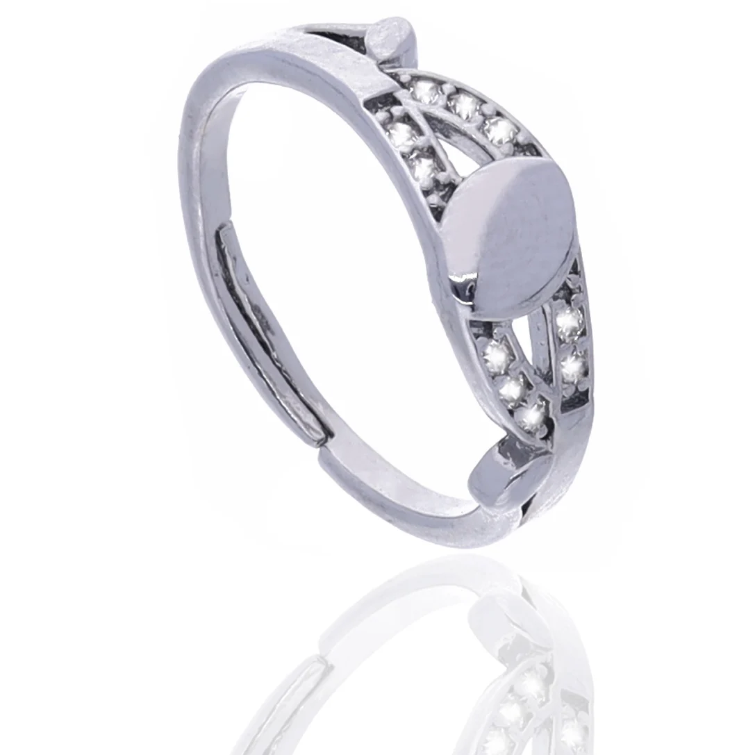 Silver Oval Crossover Ring - Image 4