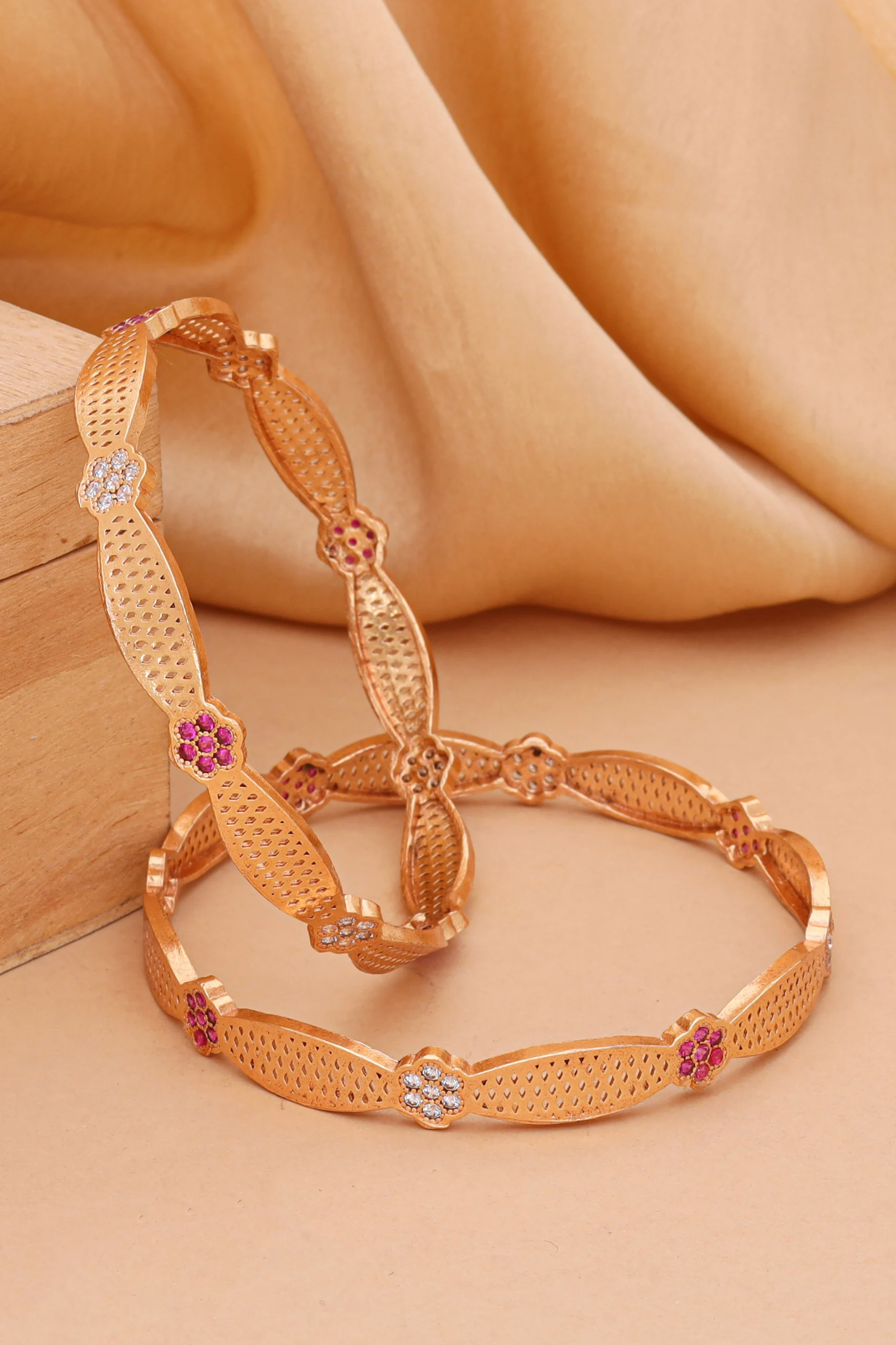 Golden Ruby Blossom Textured Bangle Pair - Image 3