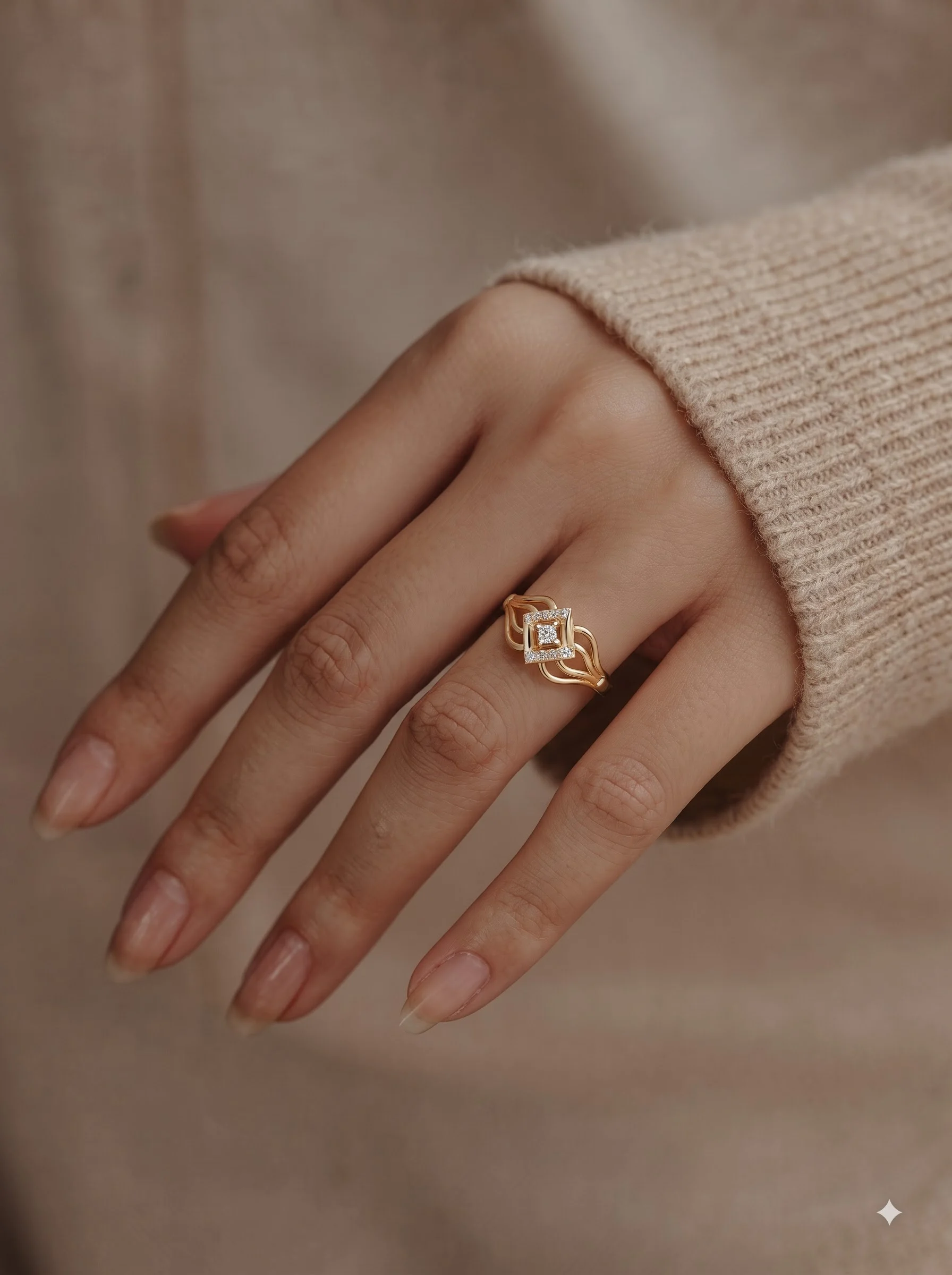 Crystal Knot Gold Ring - Image 4