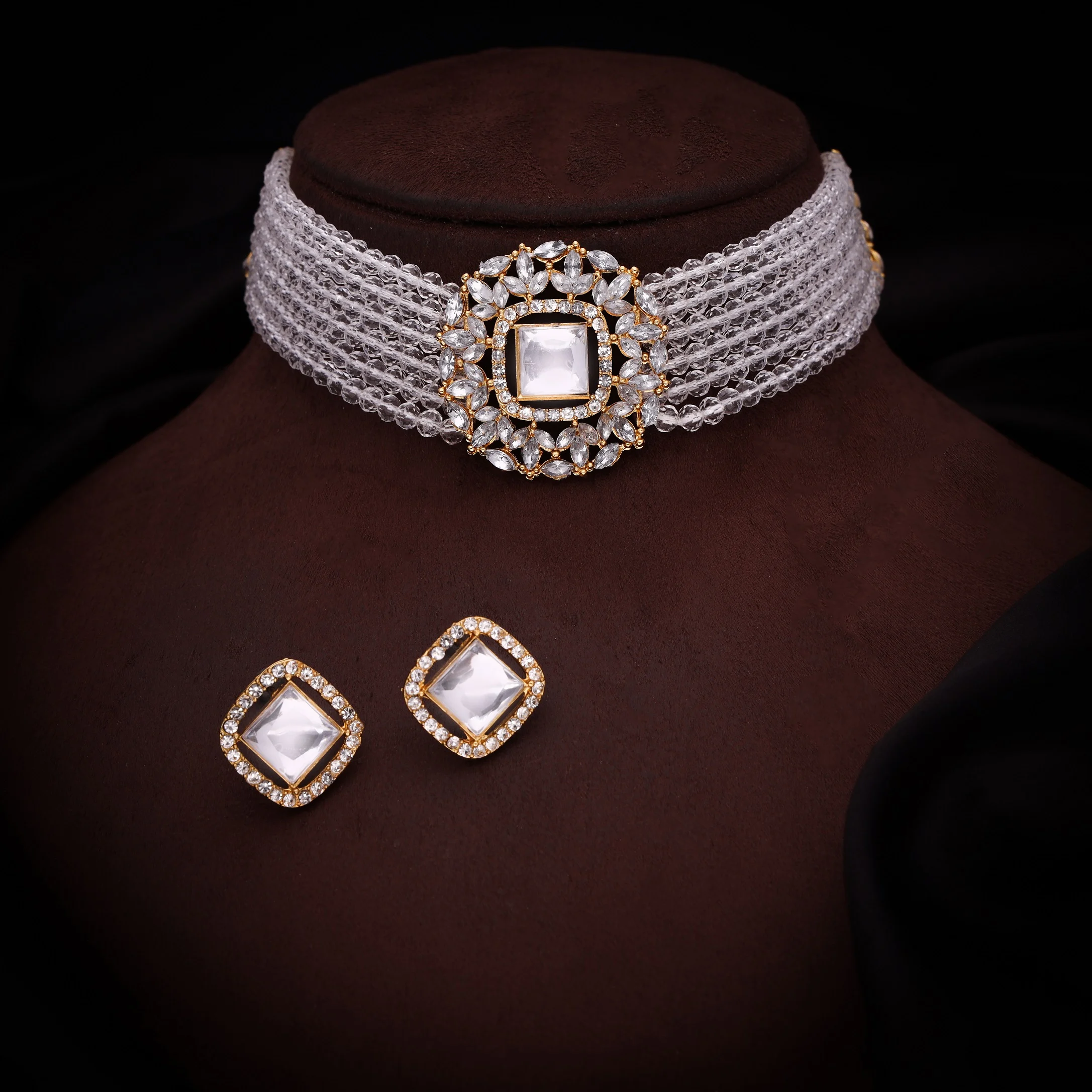 White Beaded Kundan Choker Set - Image 2