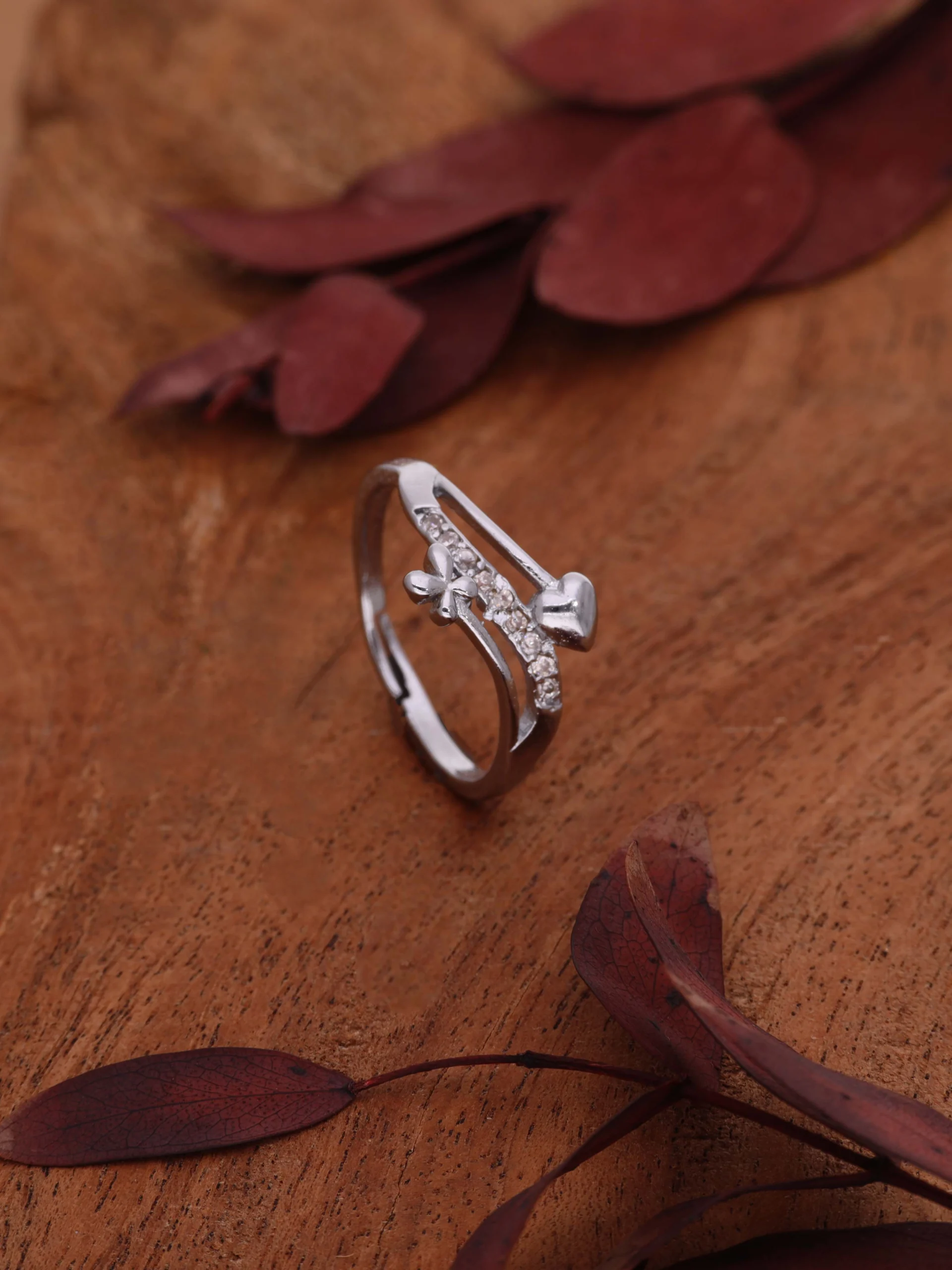 Silver Floral Heart Ring - Image 6