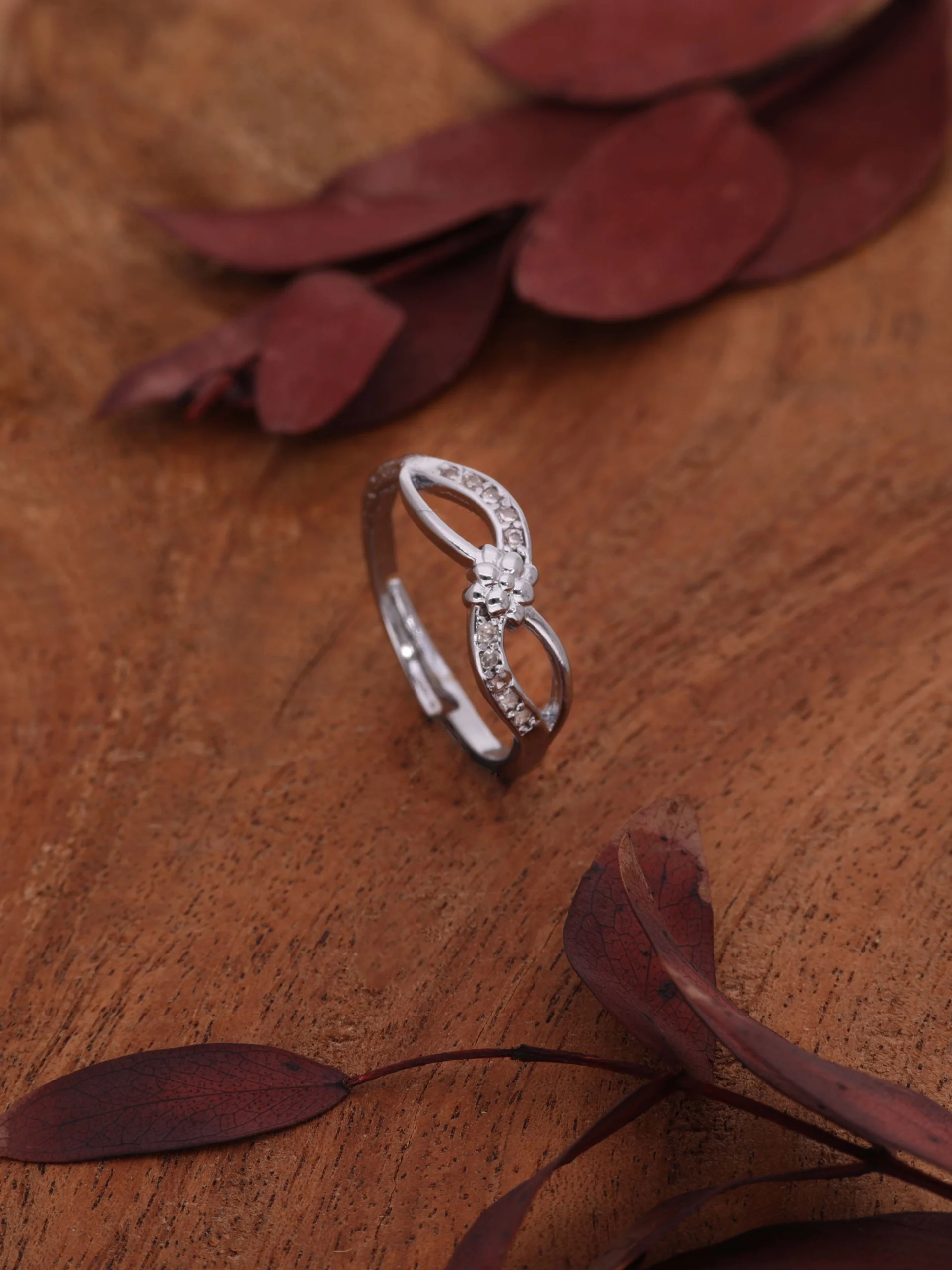 Silver Leaf Crystal Ring - Image 2