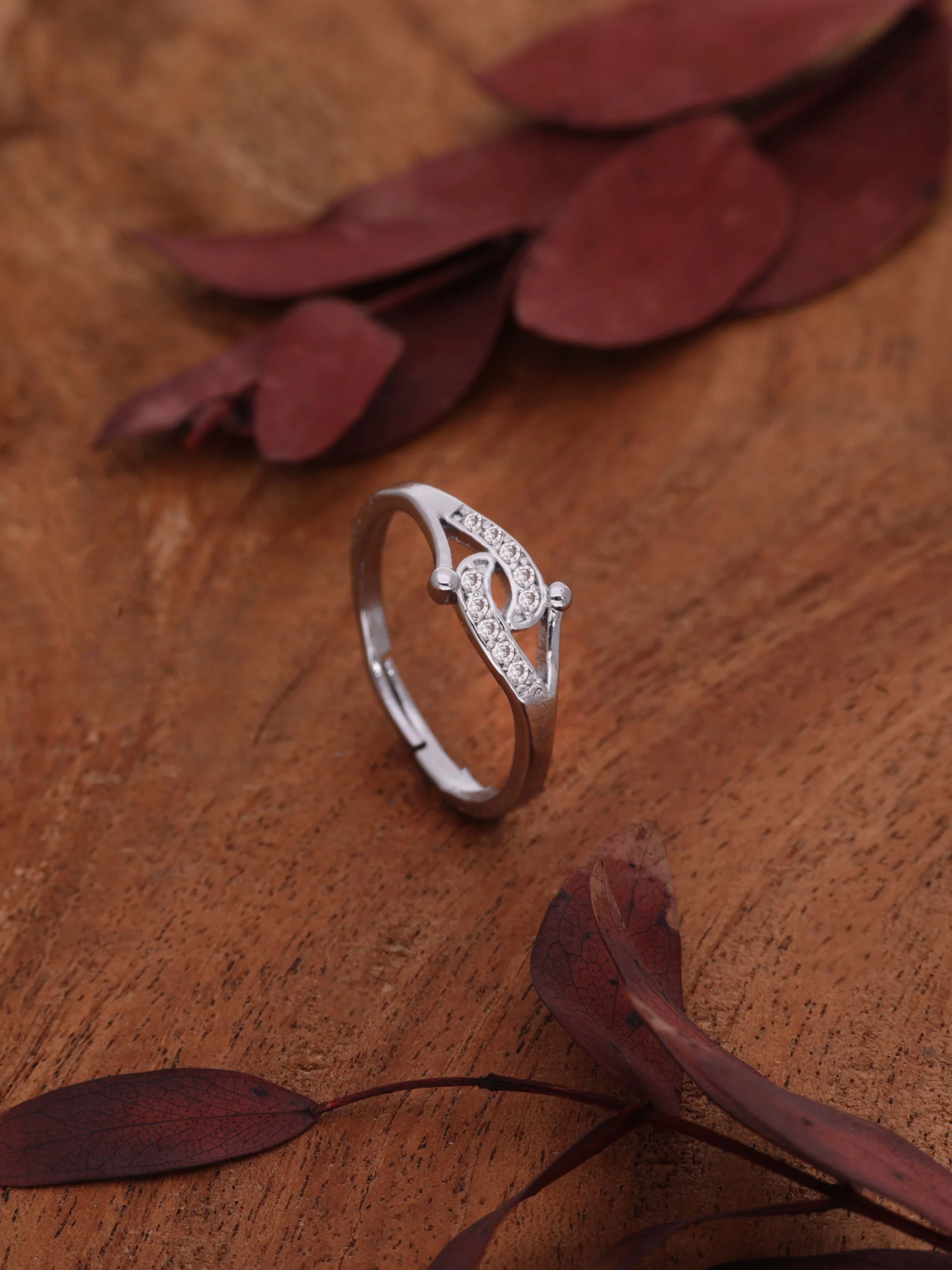 Silver Wave Crystal Ring - Image 2