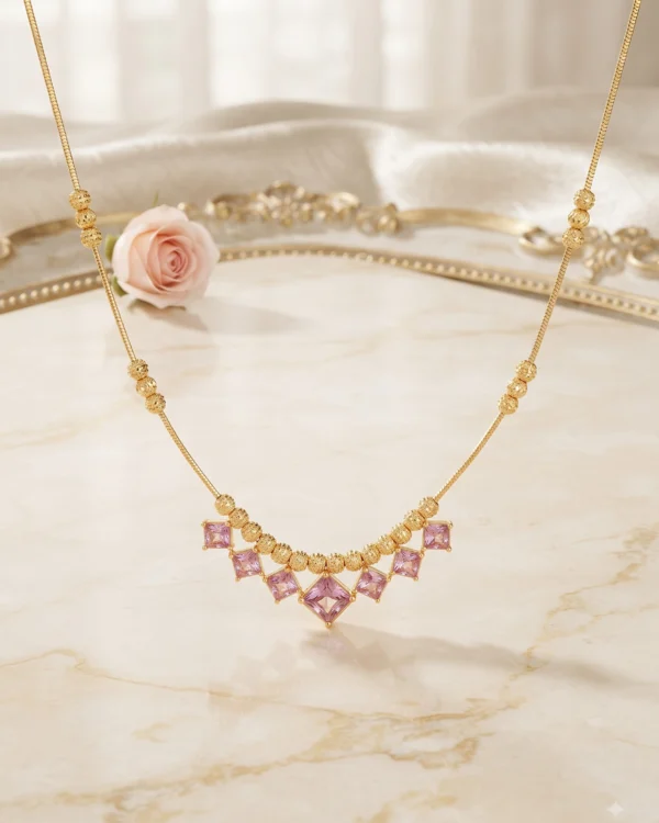 Stylish Gold Chain Pendant