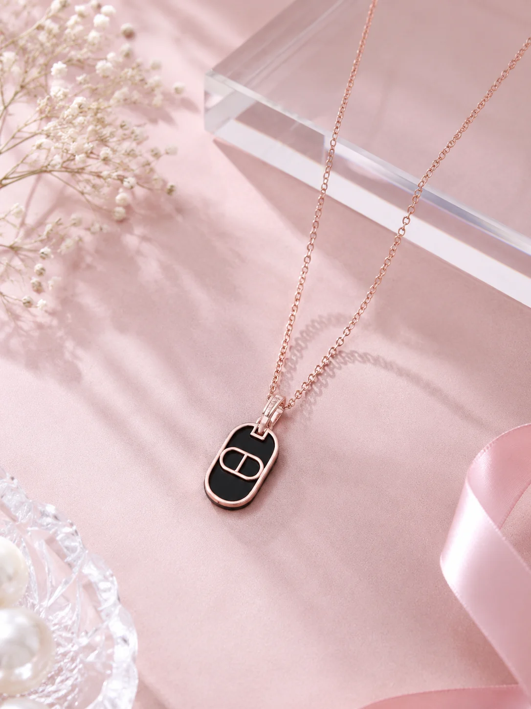 Rose Gold Stylish Pendant - Image 3