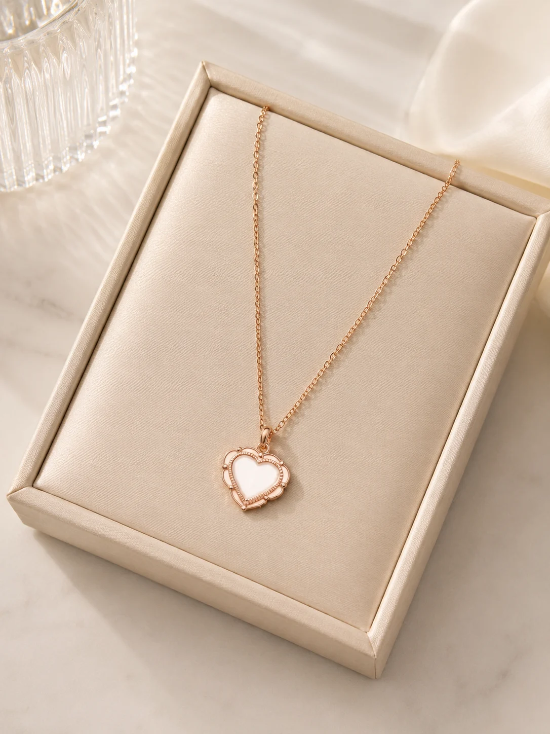 Western Style Pendant - Image 3