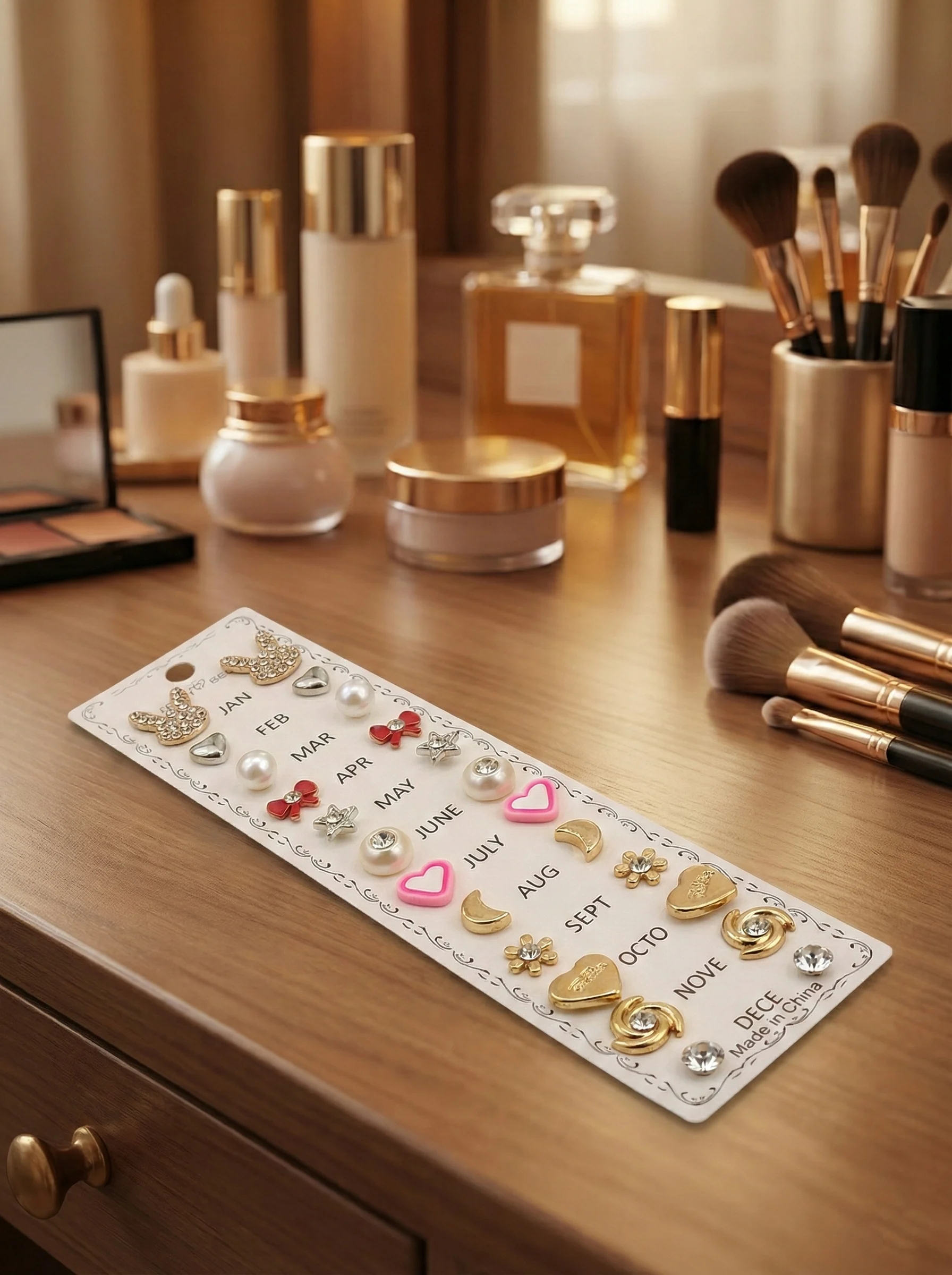 Designer Stud Earrings Gift Set - Image 2