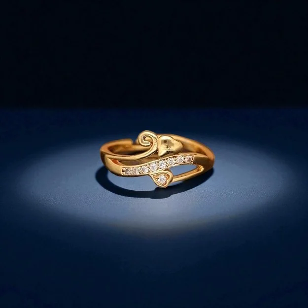 Crystal Swirl Heart Gold Ring