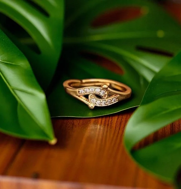 Crystal Leaf Swirl Gold Ring