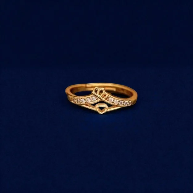 Crystal Leaf Gold Ring - Image 3