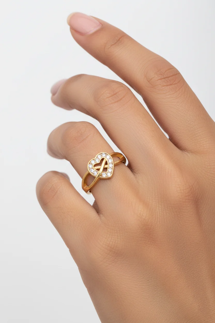 Crystal Heart Rose Gold Ring - Image 3
