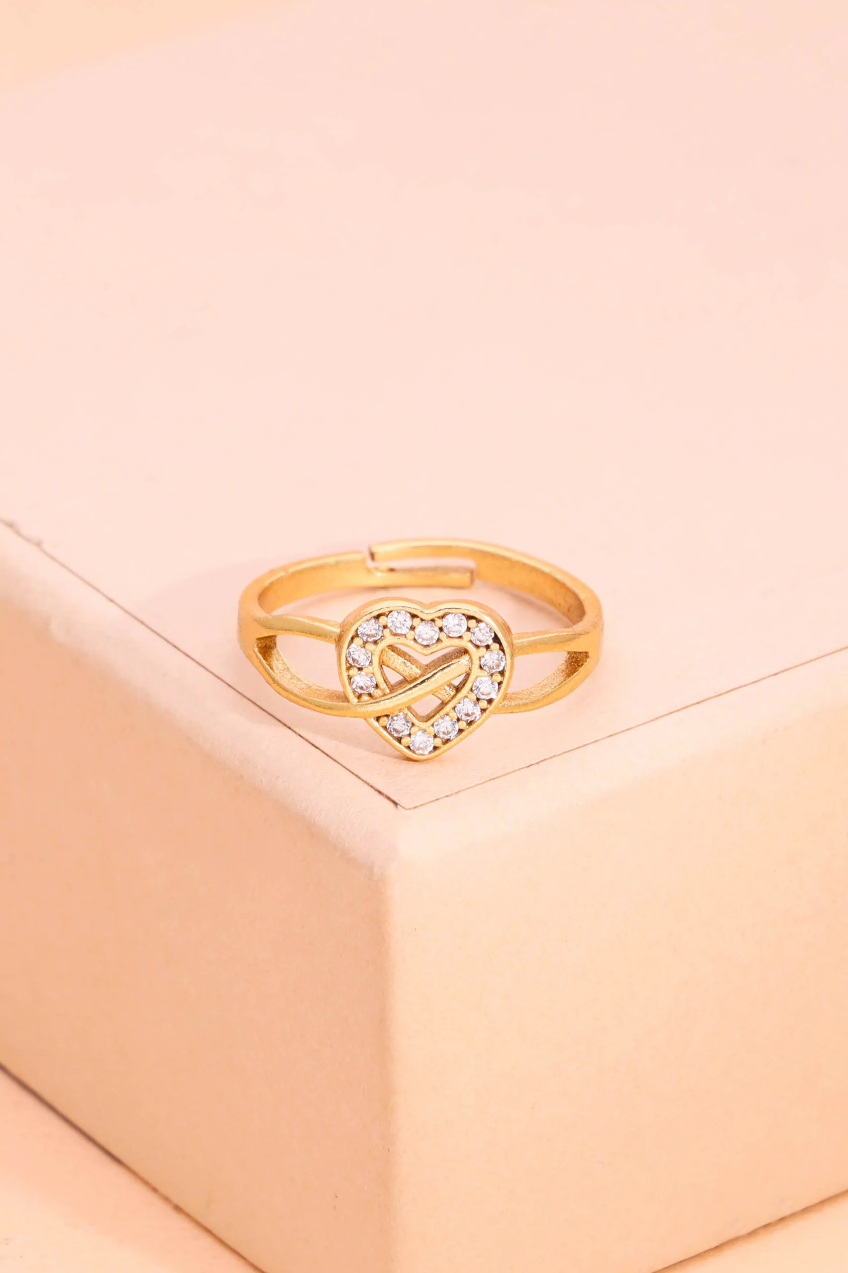 Crystal Heart Rose Gold Ring - Image 4