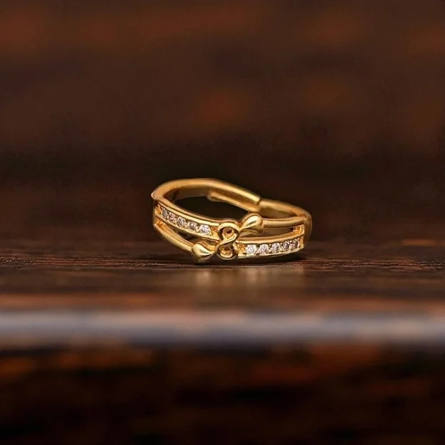 Crystal Swirl Gold Ring