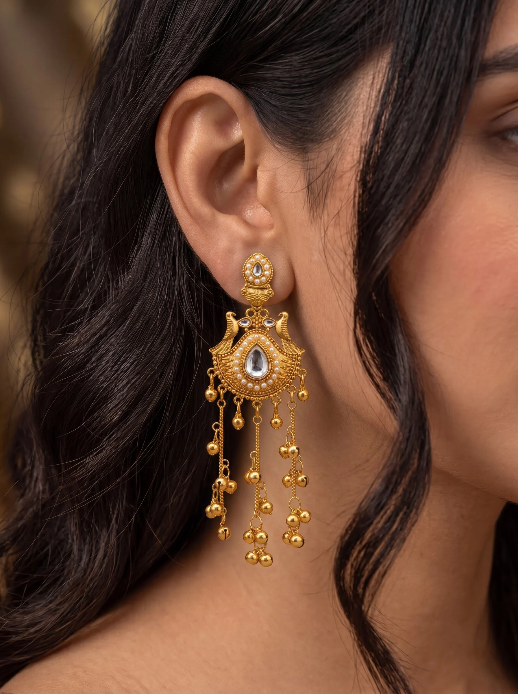 Kundan Noor Heritage Earrings - Image 4