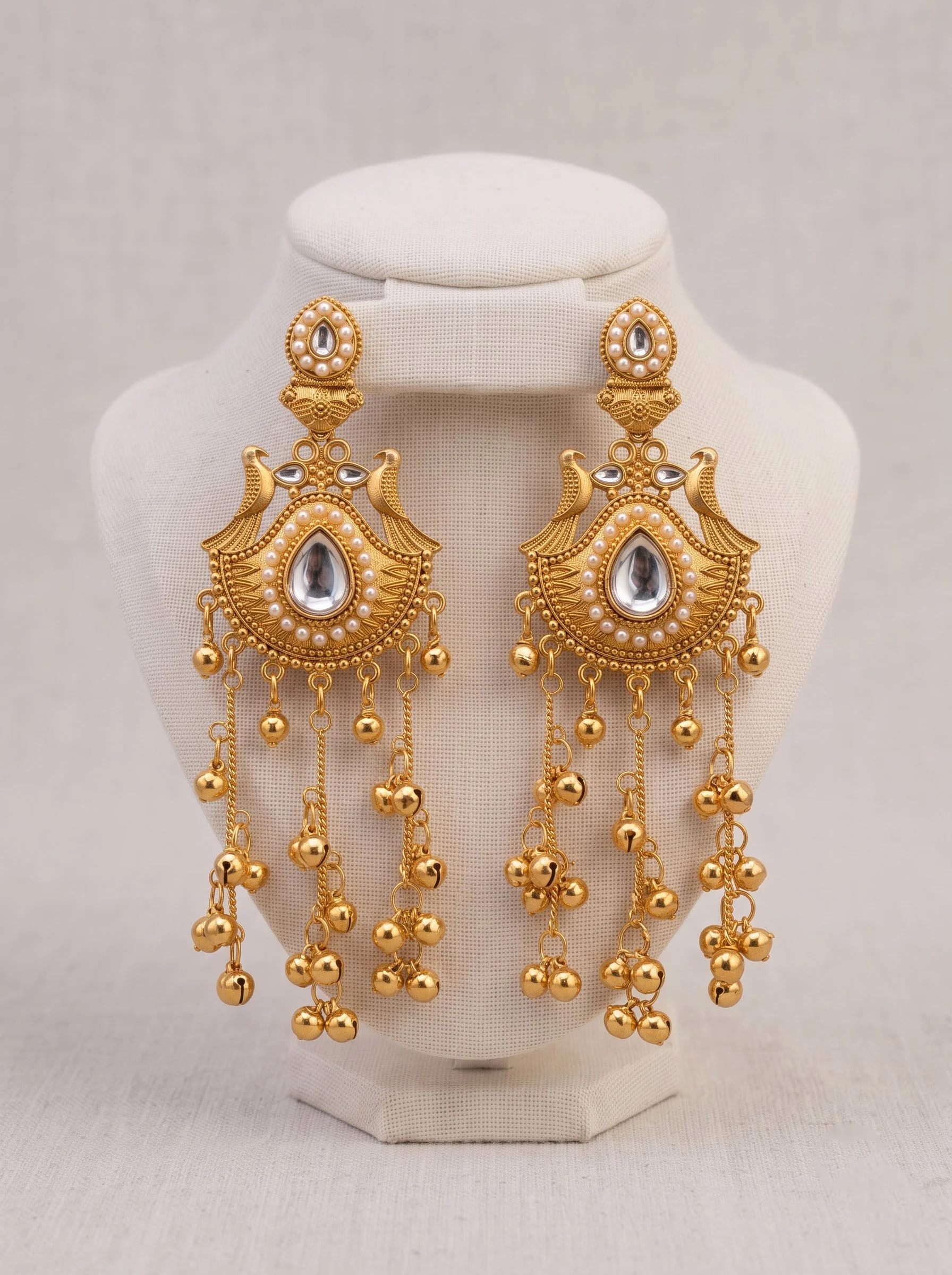 Kundan Noor Heritage Earrings - Image 3