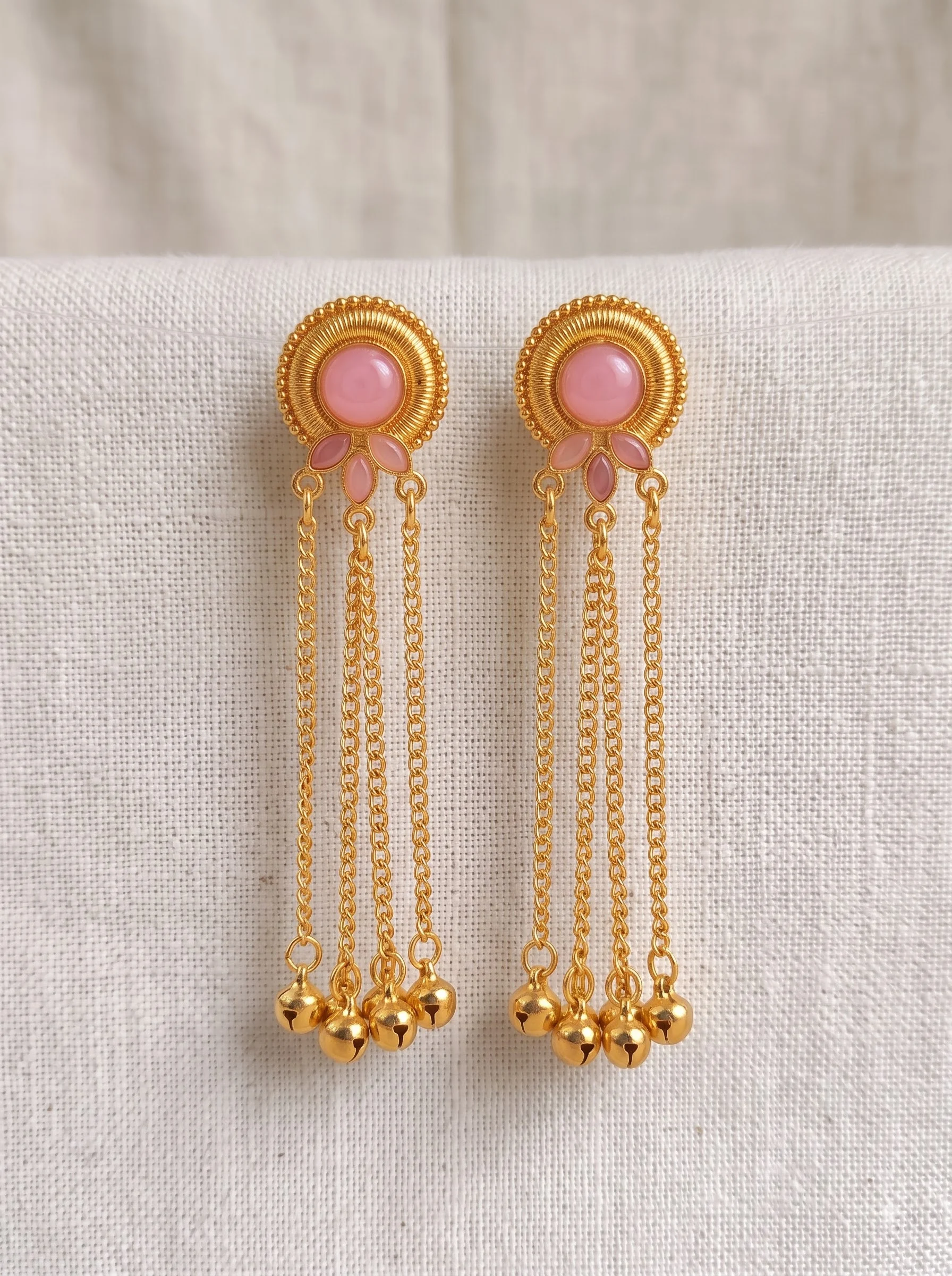 Blush Cascade Chain Earrings - Image 3
