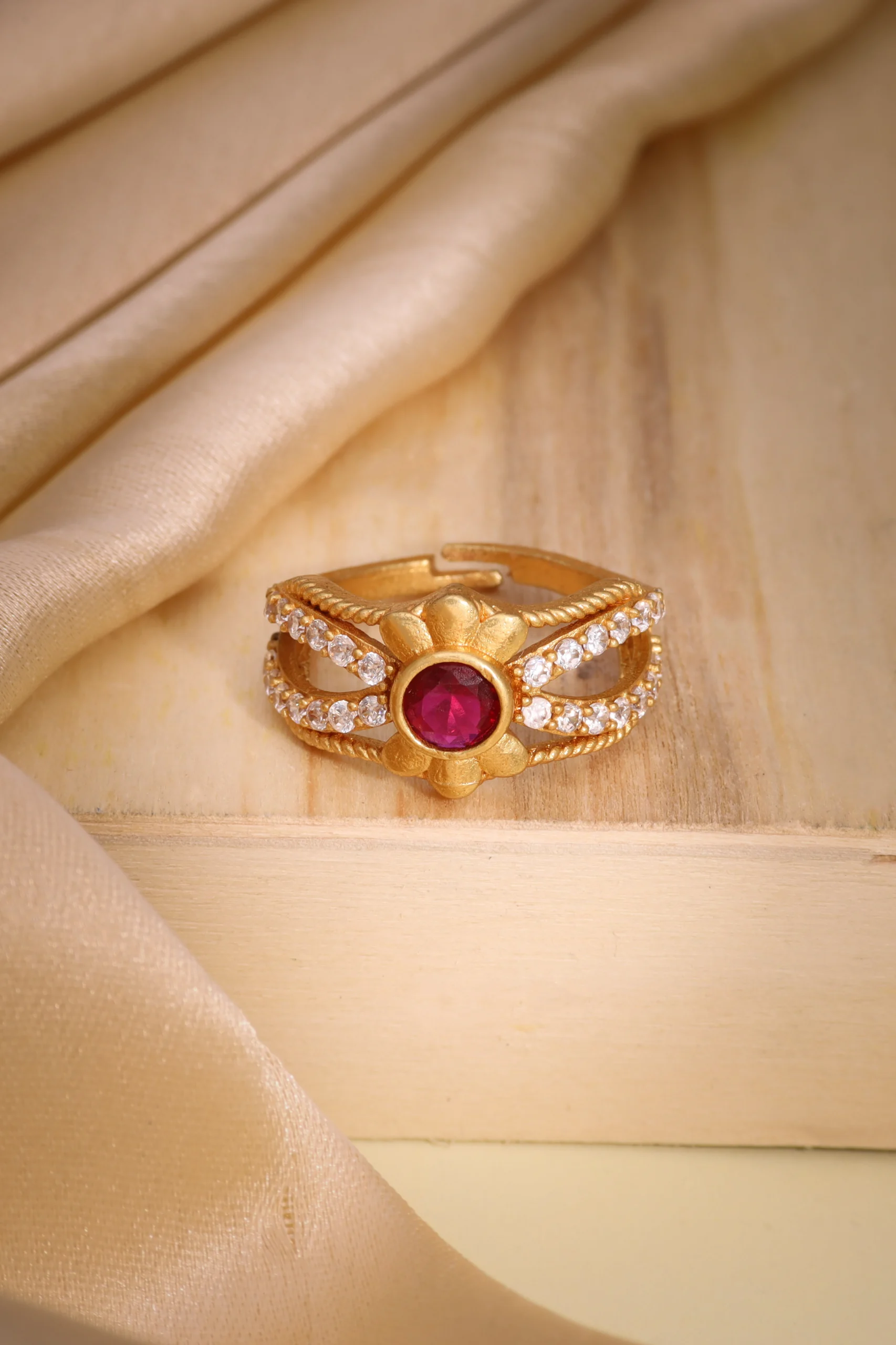 Ruby Crescent Leaf Ring - Image 4